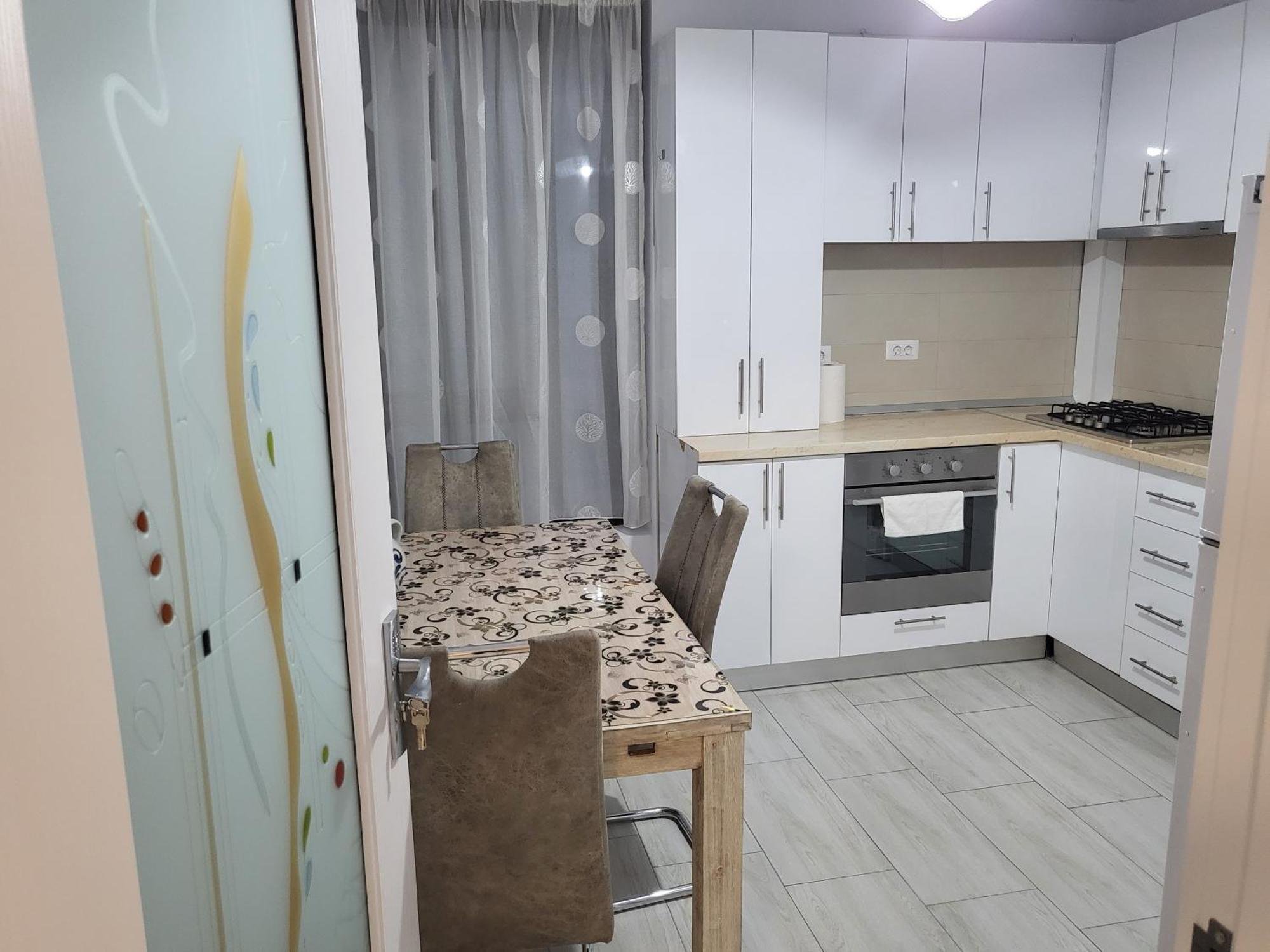 Apartament Alex, Dem Radulescu Râmnicu Vâlcea エクステリア 写真