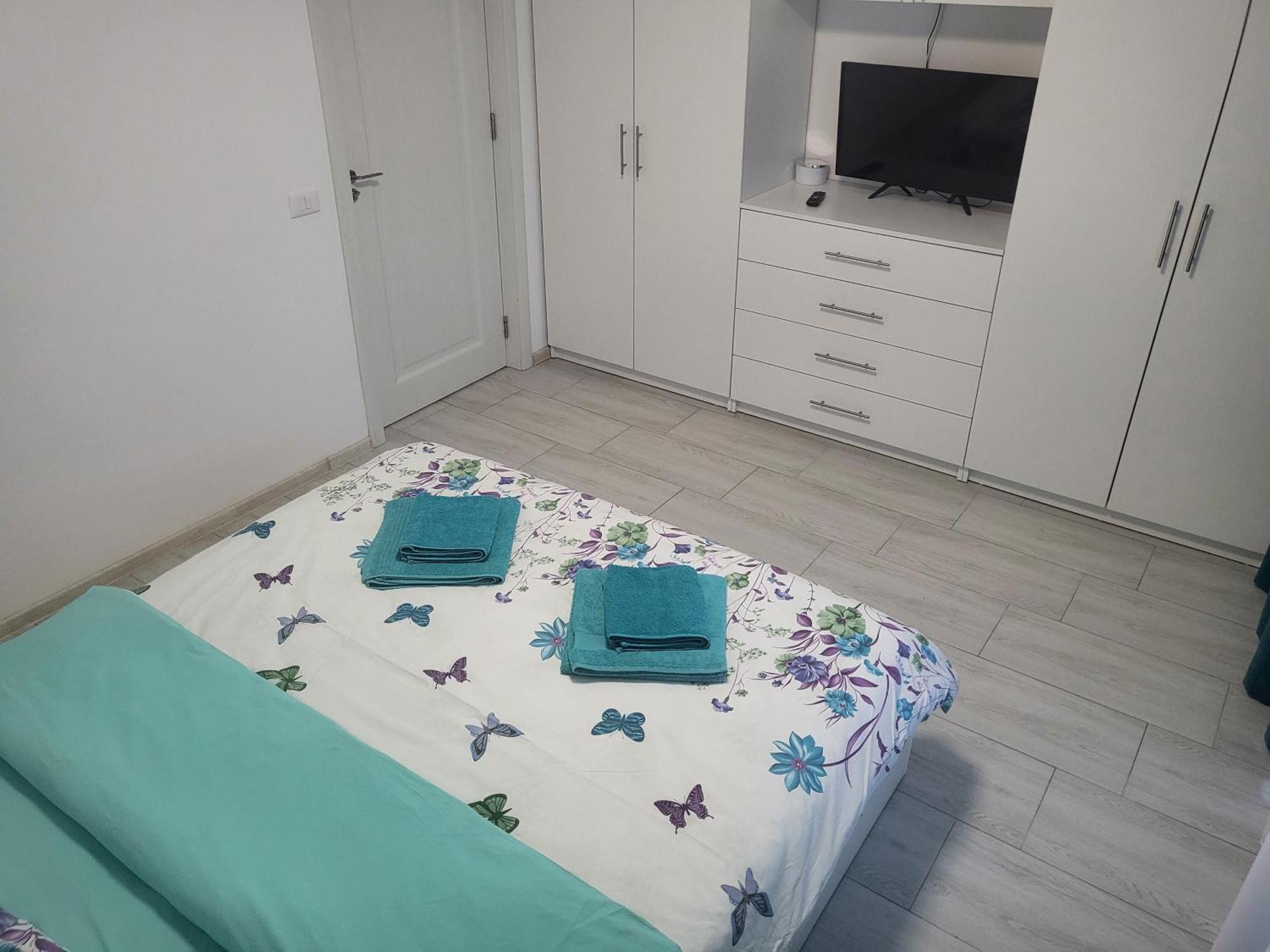 Apartament Alex, Dem Radulescu Râmnicu Vâlcea エクステリア 写真