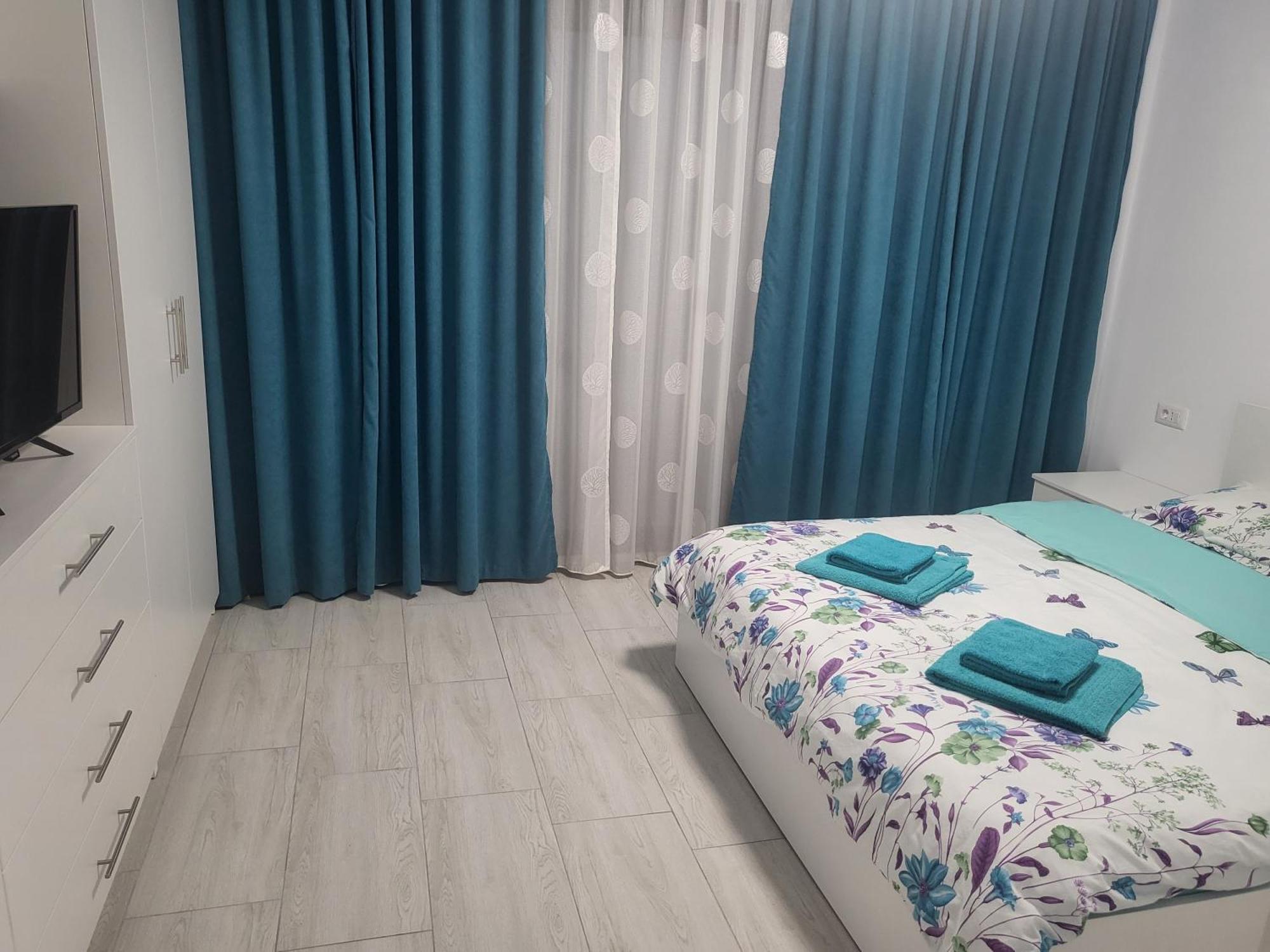 Apartament Alex, Dem Radulescu Râmnicu Vâlcea エクステリア 写真